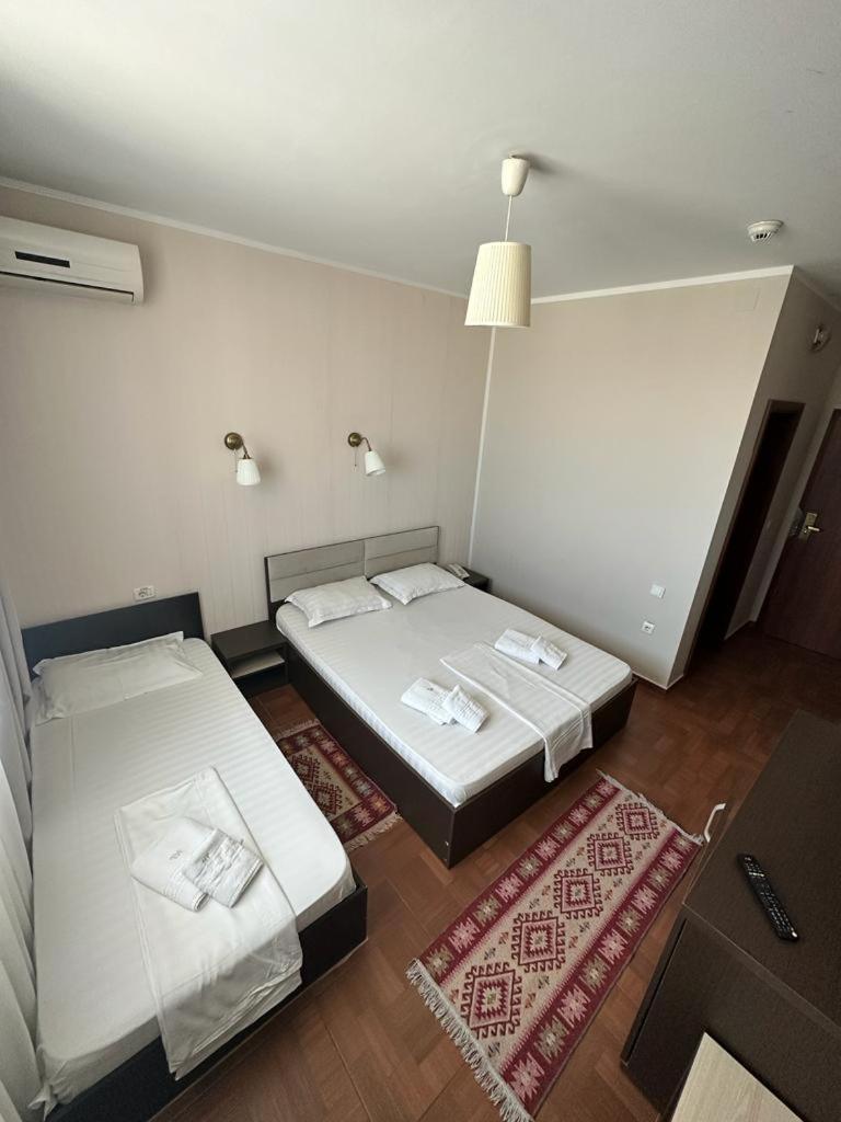 Hotel Promenada Мамая Екстериор снимка