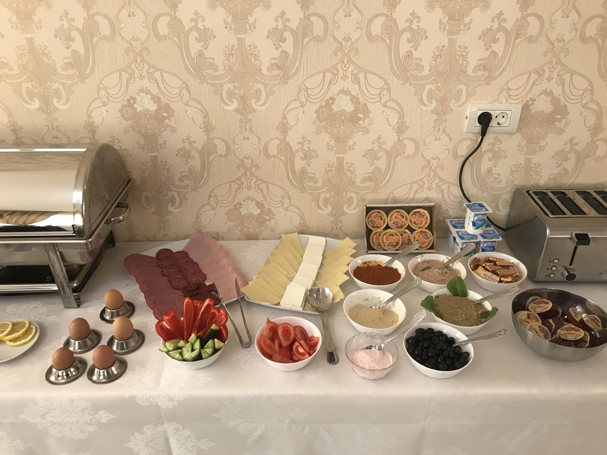 Hotel Promenada Мамая Екстериор снимка