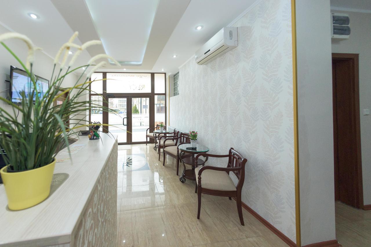 Hotel Promenada Мамая Екстериор снимка